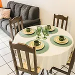 Apartamento completo, centro em Balneário Camboriú