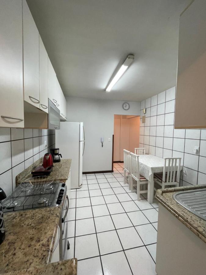 Completo, Centro Em Balneário Camboriú